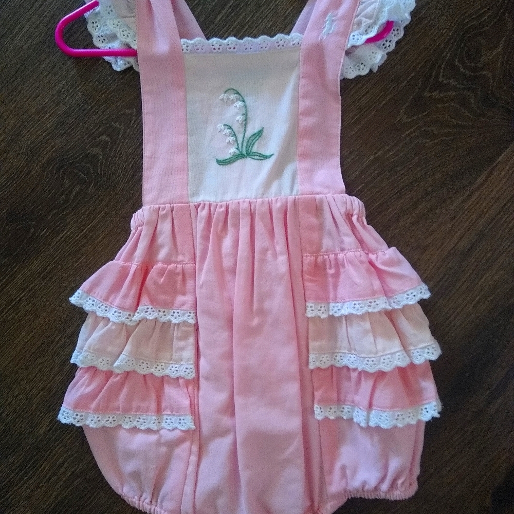Well Dressed Wolf Lily of The Valley Bubble 2t